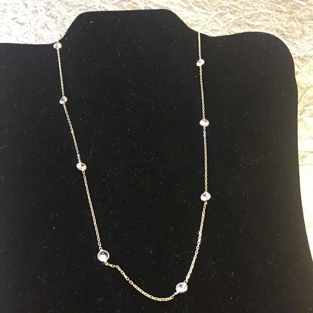 Delicate Goldtone Necklace w/Wht Crystals, 20”